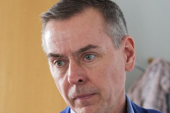 Johtajaylilääkäri Reijo Autio kertoo, että PET-CT-laitteen tutkimustulosten lausuntoja joudutaan pyytämään muun muassa Turun yliopistollisesta keskussairaalasta. ARKISTOKUVA: MINNA ANTILA