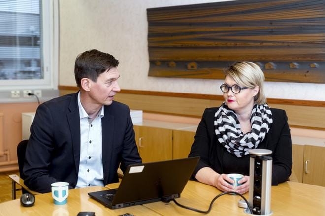 MSK Group Oy:n konsernijohtaja Timo Lehtioja ja hallituksen puheenjohtaja Nanna Hietala vievät nyt ylihärmäläiskonsernia uudelle aikakaudelle. KUVA: MATTI HAUTALAHTI