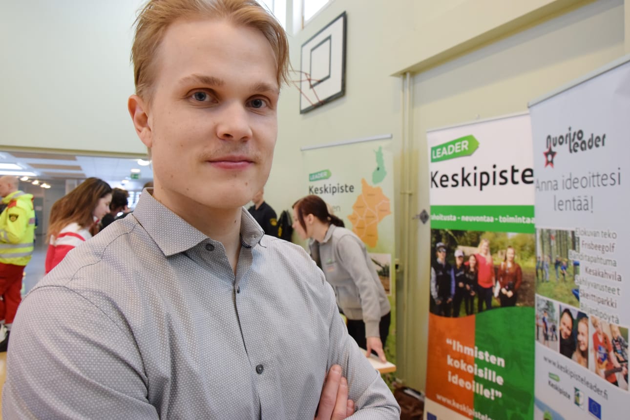 Heikki Savikoski jännitti kovan pakkaspäivän vaikutusta messuihin, mutta arvioi jo ennen puolta päivää tapahtuman onnistuneeksi.