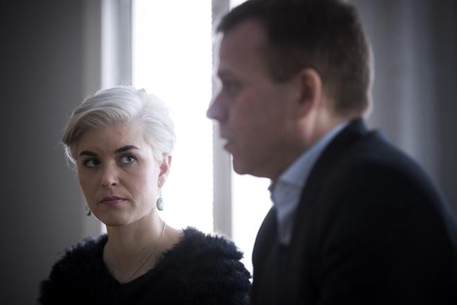 Pohjalaiskansanedustaja Susanna Koski (kok.) on ilmoittanut äänestävänsä sote-uudistusta vastaan. Puheenjohtaja Petteri Orpo (kok.) hämmentää sote-kuvioita entisestään kannanotollaan, jonka mukaan puolue ei aio edellyttää äänestyksissä ryhmäkuria. KUVA: JARNO PELLINEN