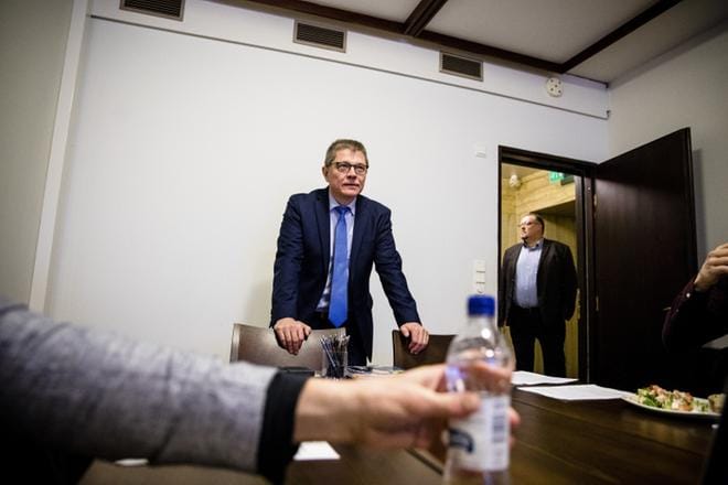 Isossa kuvassa kaikki perustuu siihen, että työllisyysaste on saatava nostettua 75 prosenttiin. Tämä on välttämätöntä, jotta hyvinvointipalvelut, eläkkeet ja muu sosiaaliturva voidaan rahoittaa myös tulevina vuosina, kunta-alan työmarkkinajohtaja Markku Jalonen pohtii. Kuva: Joel Maisalmi