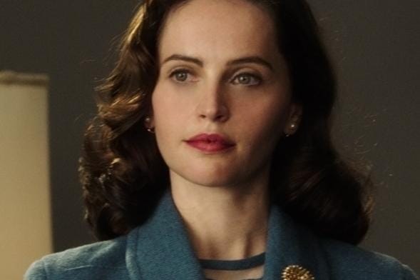 Felicity Jones tekee kelpo työtä Ruth Bader Ginsburgina. KUVA: FOCUS FEATURES
