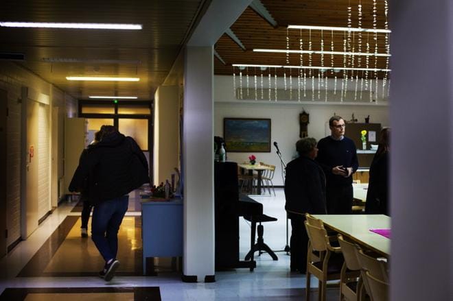 Laihian kunnanjohtaja tiedotti viime viikolla kunnan suunnitelmista Toiska-asumispalvelujen henkilöstölle. Arkistokuva: Minna Antila