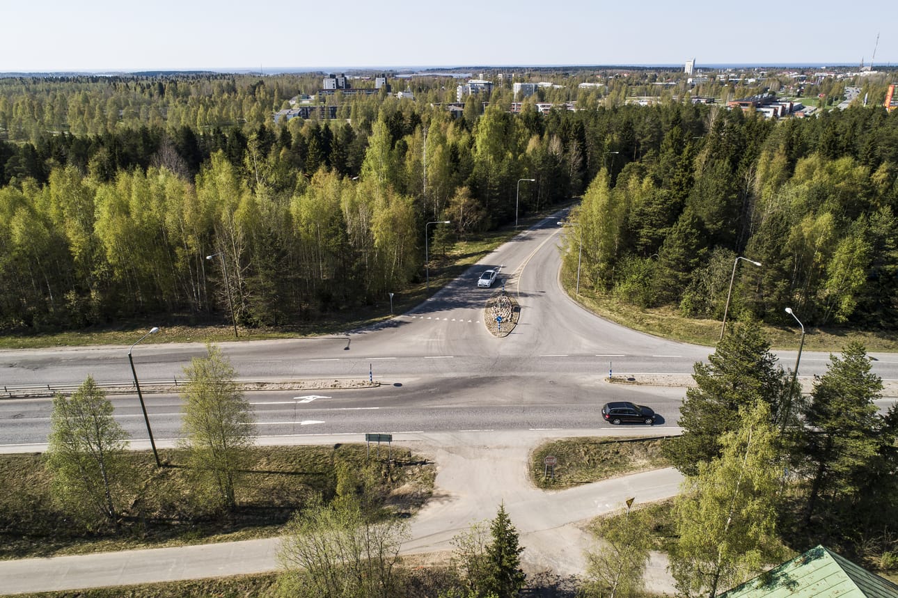 Mettalanmäki kasitie risteys