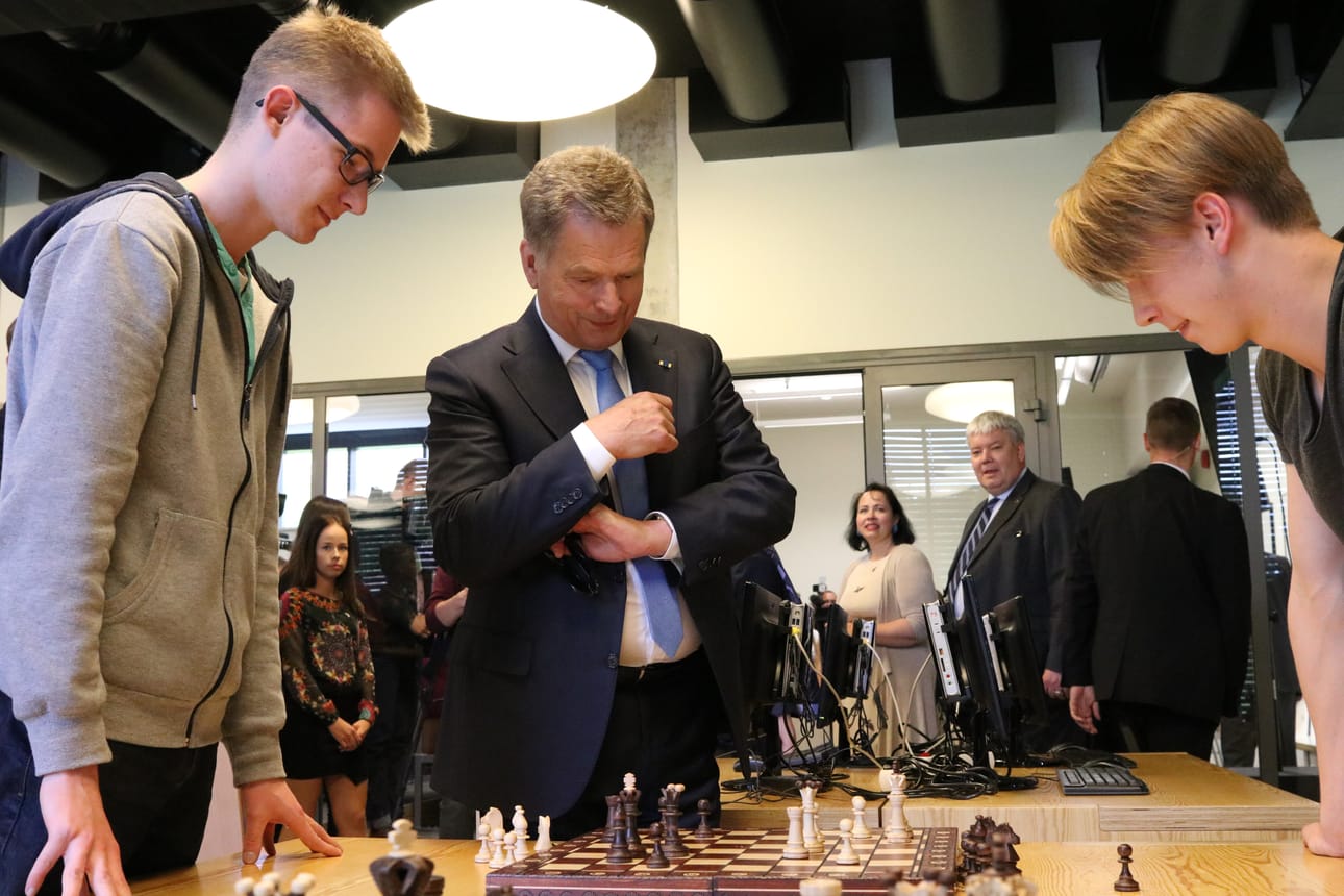 Presidentti Sauli Niinistö kertoi turvallisuuspoliittisesta ajattelustaan lukiolaisille.