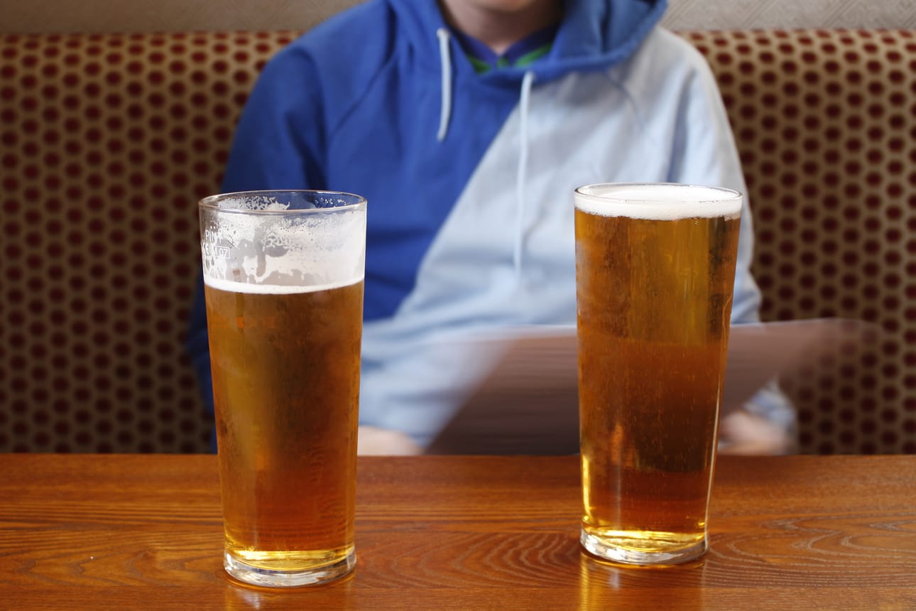 Hallituspuolueiden eduskuntaryhmät pääsivät torstaina sopuun alkoholilain kokonaisuudistuksen päälinjoista.