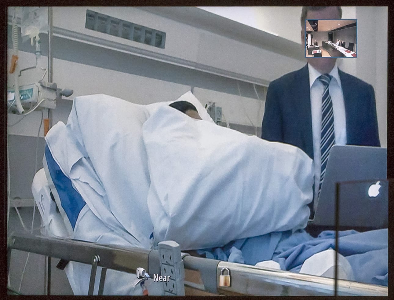 Puukotukset tunnustanutta Abderrahman Mechkahia hoidettiin Tyksissä eiliseen saakka.
