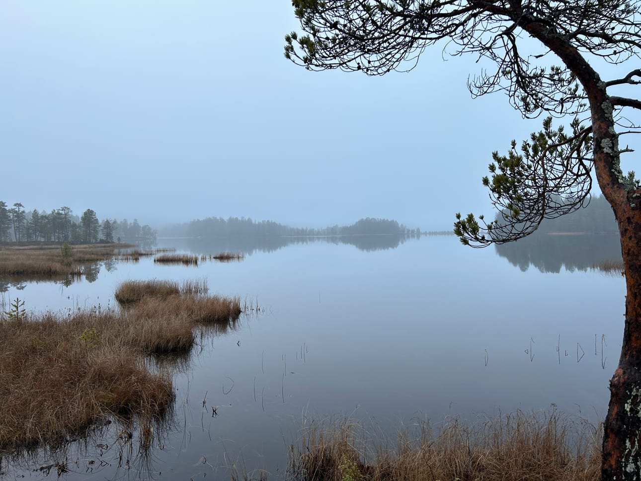 Järvimaisema Livohkan edustalla tekee vaikutuksen.