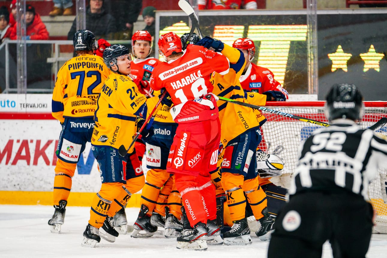 Samuli Piipponen puolustaa jatkossa Sportin väreissä. Arkistokuva.