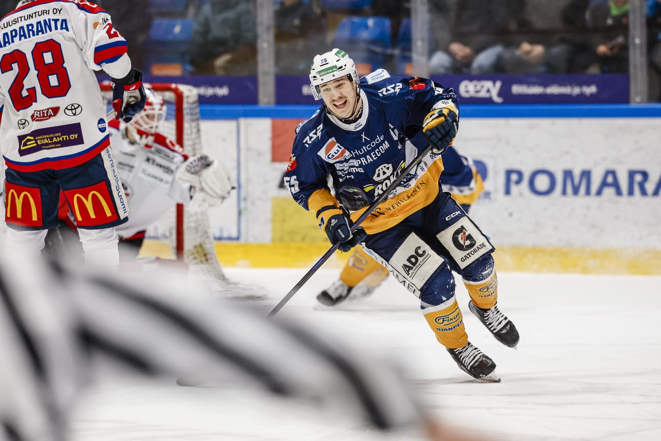 Aleksi Kenttämaa aloittaa Rovaniemen Kiekossa jo viidennen kautensa. Hän kantaa myös tällä kaudelle kapteenin C-kirjainta pelipaidassa.