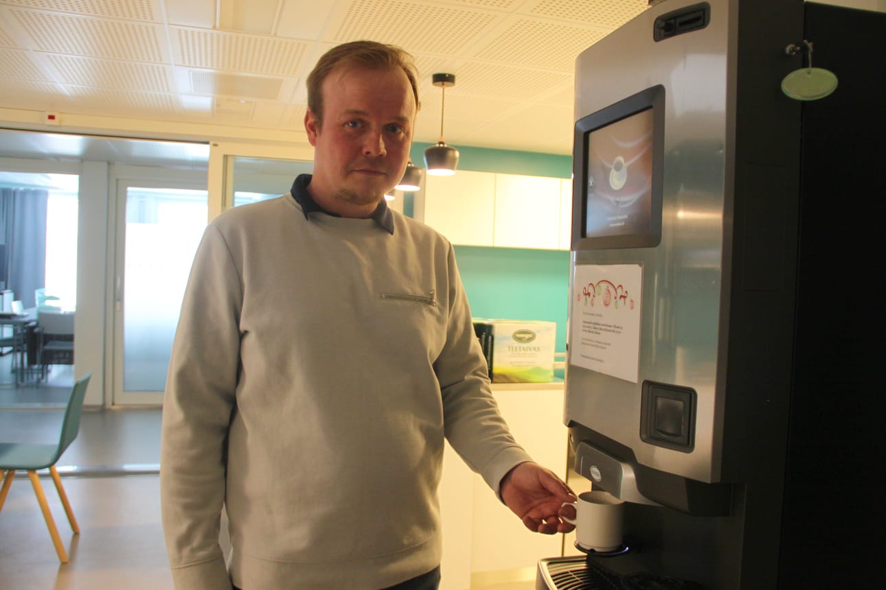 – Mihin tämä kaavapaine perustuu? Kaupungilta saadun tiedon mukaan poikkeuslupa on haettu ja myönnetty Siuruanjokivarteen vuosina 2013-2017 kokonaista kolme kappaletta, valisti Jani Uitto.