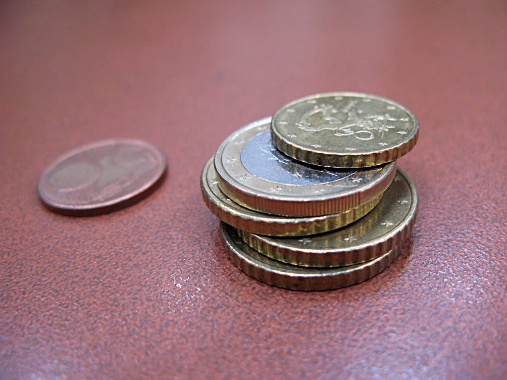 Kolikkoprinssi Eetu Hyppönen syyllistyi rikoksiin pitkälti isänsä johdattelemana, katsoi Helsingin käräjäoikeus perjantaina.