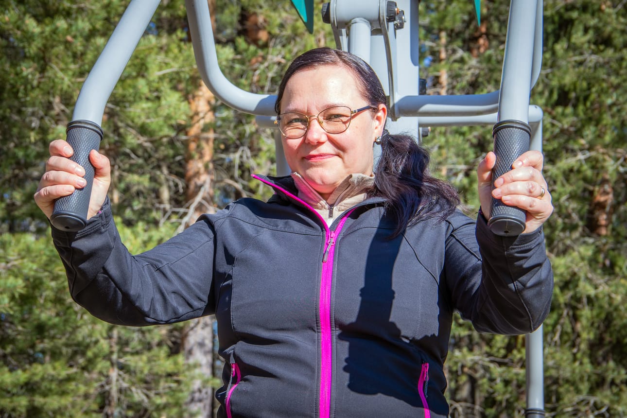 Hanna Härmä sanoo innostuvansa helposti eri liikuntalajeista. – Olen testannut esimerkiksi padelia ja muita palloilulajeja, mutta ne eivät ole jääneet harrastuksiksi. Aina pitää kuitenkin kokeilla.