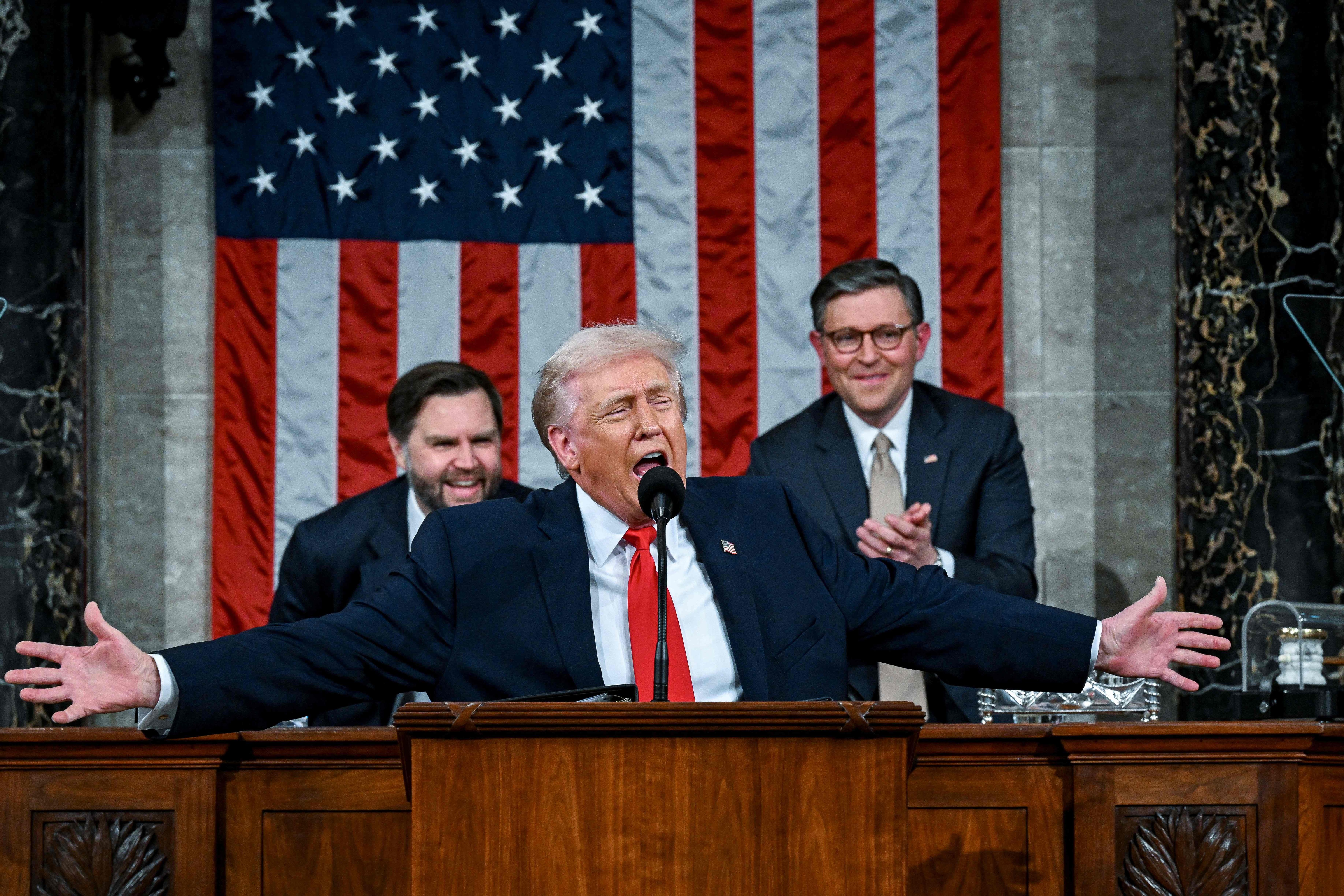 Trump rikkoi ennätyksiä pitkällä puheellaan