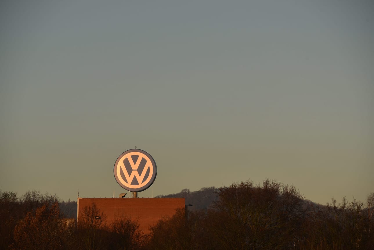 Autojätti Volkswagen toipuu edelleen päästöhuijauskohun seurauksista.