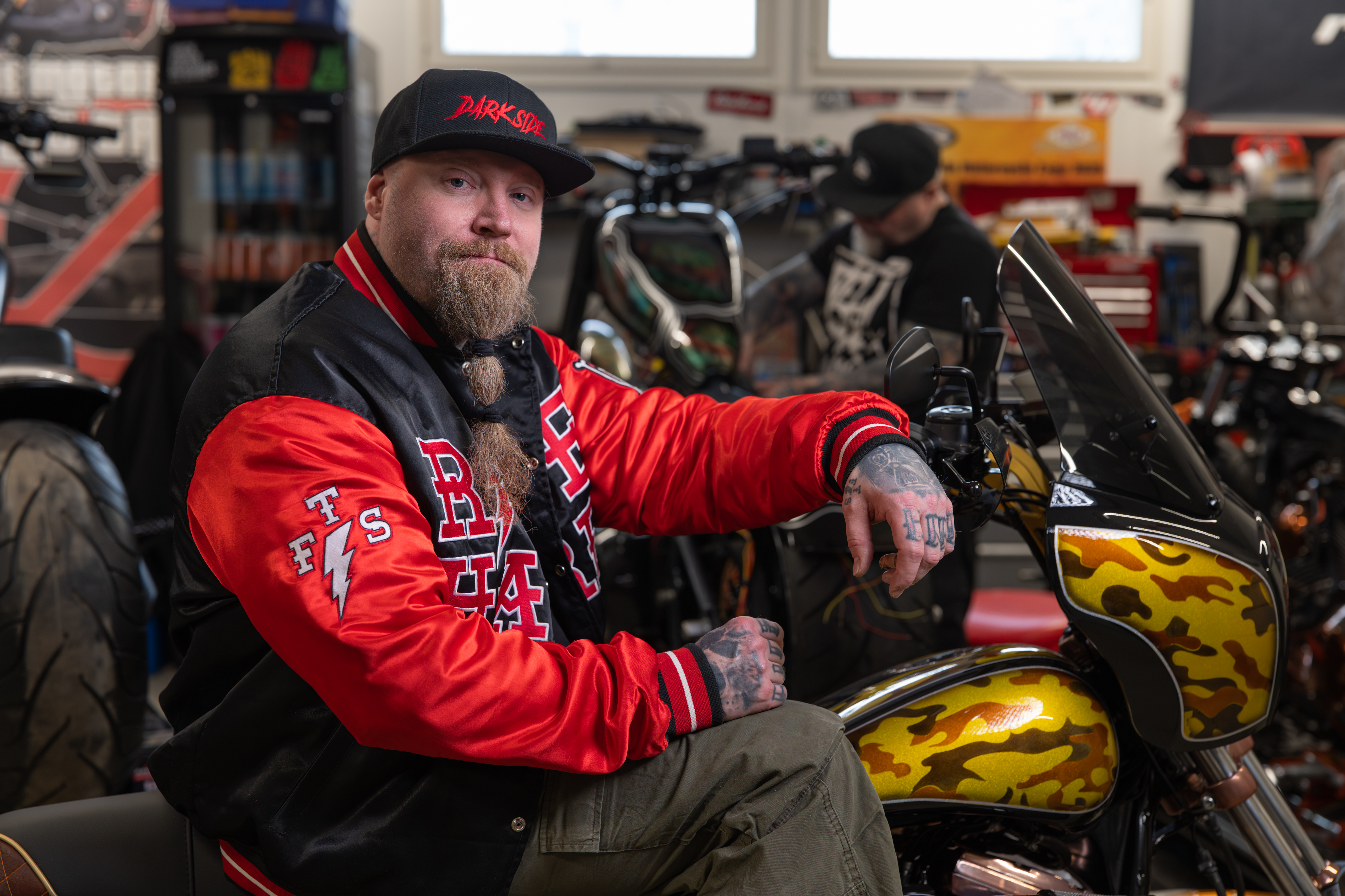 Aki Häkkiselle prätkä on vapauden ja suvaitsevaisuuden symboli – baanalle pitää päästä