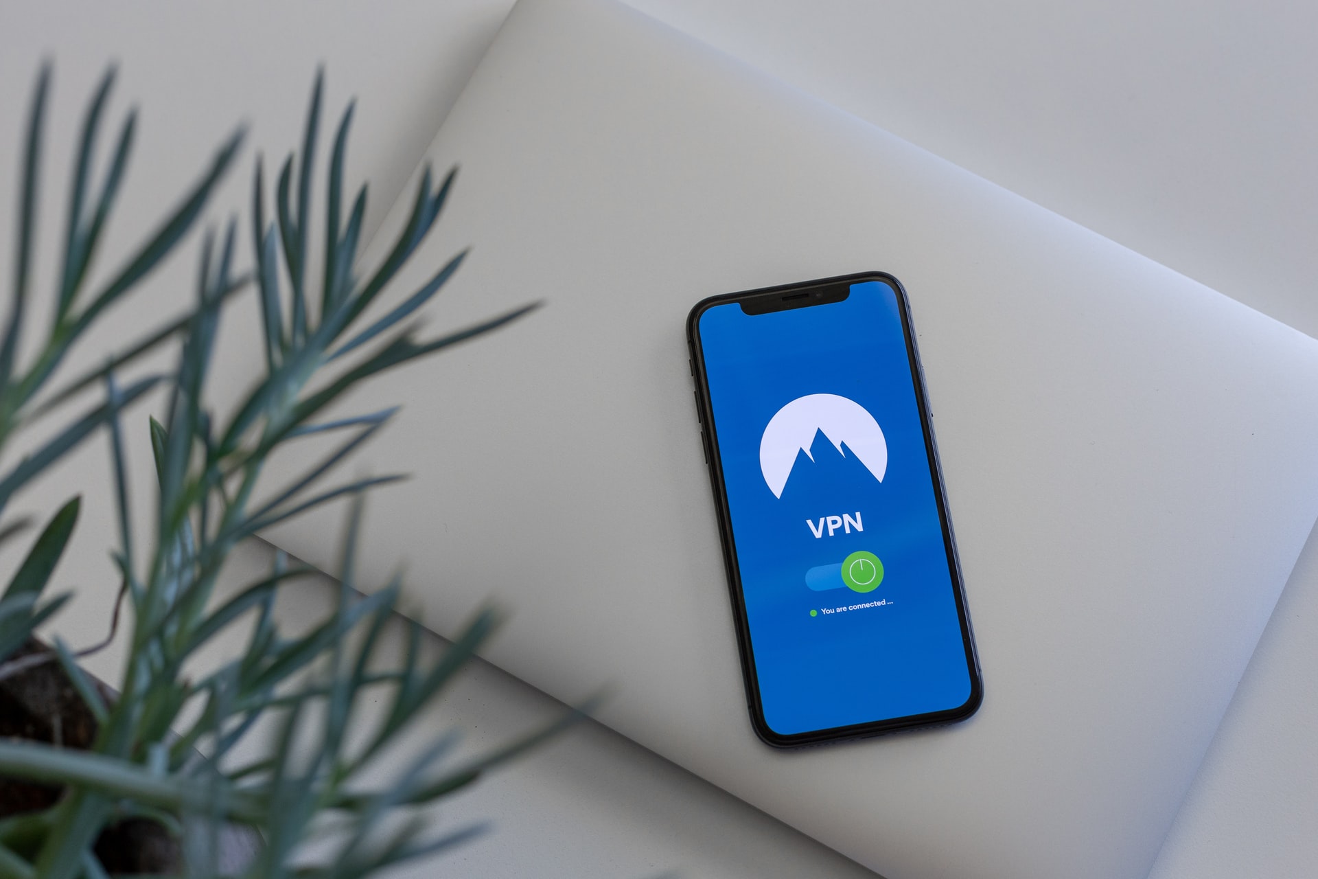 VPN-yhteys tekee nettisurffailustasi turvallisempaa