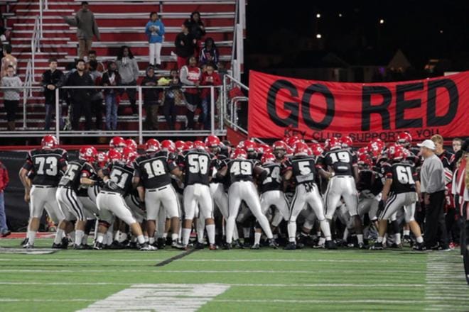 Pelimiehet-dokumentti on ansiokas, mutta myös kysymyksiä jää ilmaan. Olisiko teko voitu estää? Steubenvillen tapaus ei ole ainoa laatuaan. Esiintyykö amerikkalaisissa opiskelijapiireissä raiskauskulttuuria laajemminkin? KUVA: Ylen kuvapalvelu