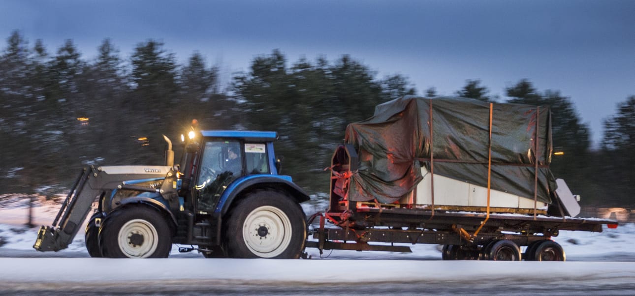 Ylikiiminkiläinen maanviljelijä Markku Kokkoniemi ajeli Helsinkiin traktorilla. Liikkeelle hän lähti jo keskiviikkona.