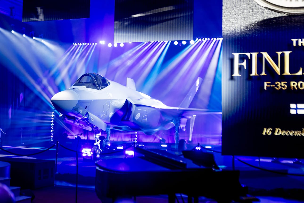 Suomen Ilmavoimien ensimmäinen F-35A Lightning II -hävittäjä paljastettiin yleisölle joulukuussa Lockheed Martinin tuotantolaitoksella Teksasin Fort Worthissa.