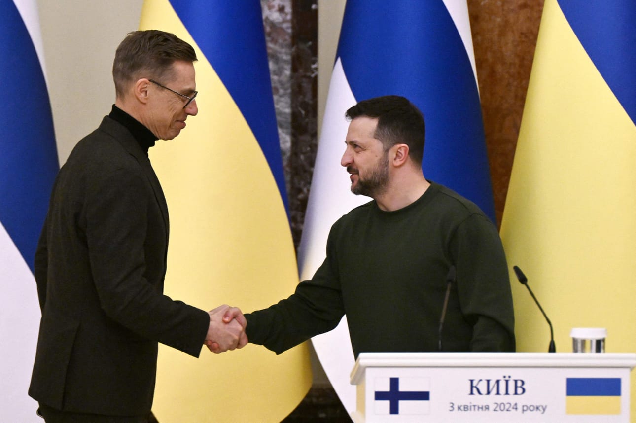 Stubb sanoi, että Ukraina taistelee itsenäisyytensä puolesta ja oikeutetusta paikastaan lännen kanssa.