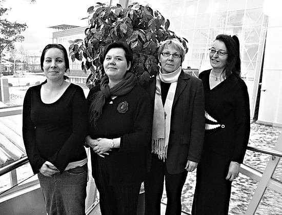 Yhteistyökumppanit. Sairaanhoitaja Hanna Kyröläinen, yliopettaja Liisa Kiviniemi, hyvinvointikoordinaattori Maija Marjaniemi ja palvelusuunnittelija Pirkko Hilakivi ovat keskeisiä toimijoita Raahen seutukunnan hyvinvoinnin kehittämistyössä.