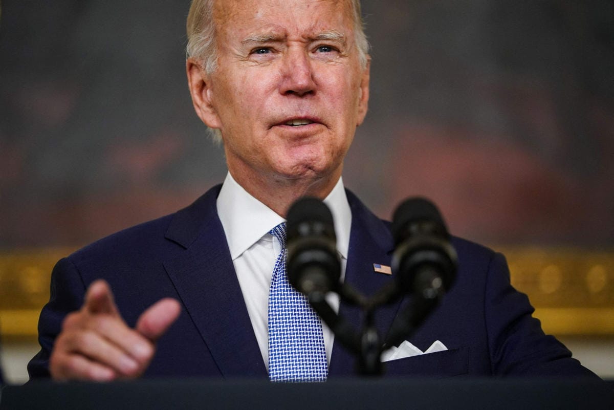 Yhdysvaltain ja Kiinan presidentit Joe Biden (kuvassa) ja Xi Jinping ovat keskustelleet puhelimitse ja sopineet myös tapaavansa kasvokkain. LEHTIKUVA/AFP
