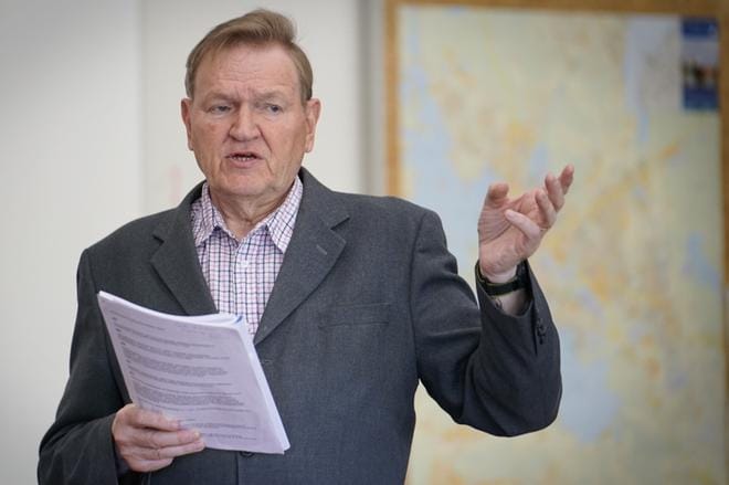 Kaupungin tarkastuslautakunta Heimo Hokkasen johdolla varoittelee Vaasaa liiasta velanotosta investointeihin. ARKISTOKUVA: SAMPPA TOIVONEN