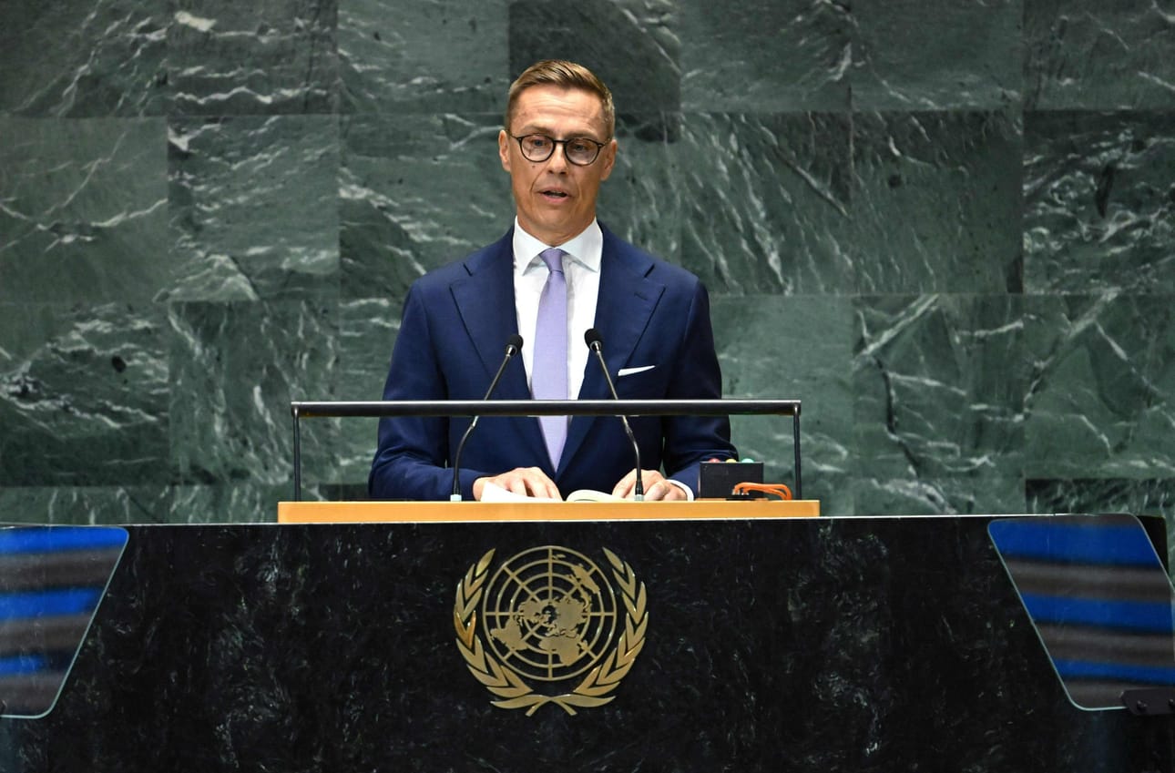 Ulkopoliittisen instituutin vt. apulaisjohtaja Katja Creutz arvioi presidentti Alexander Stubbin puhuvan ainakin Ukrainan tukemisesta, ilmastonmuutoksesta ja monenkeskisen yhteistyön rakenteista. LEHTIKUVA/AFP