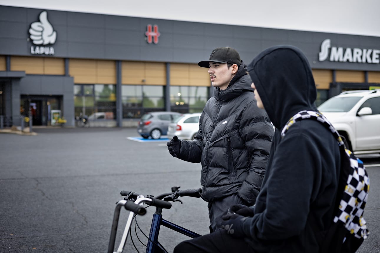 Roope Jaskari vietti aikaa samoissa porukoissa Takaluoman kanssa.