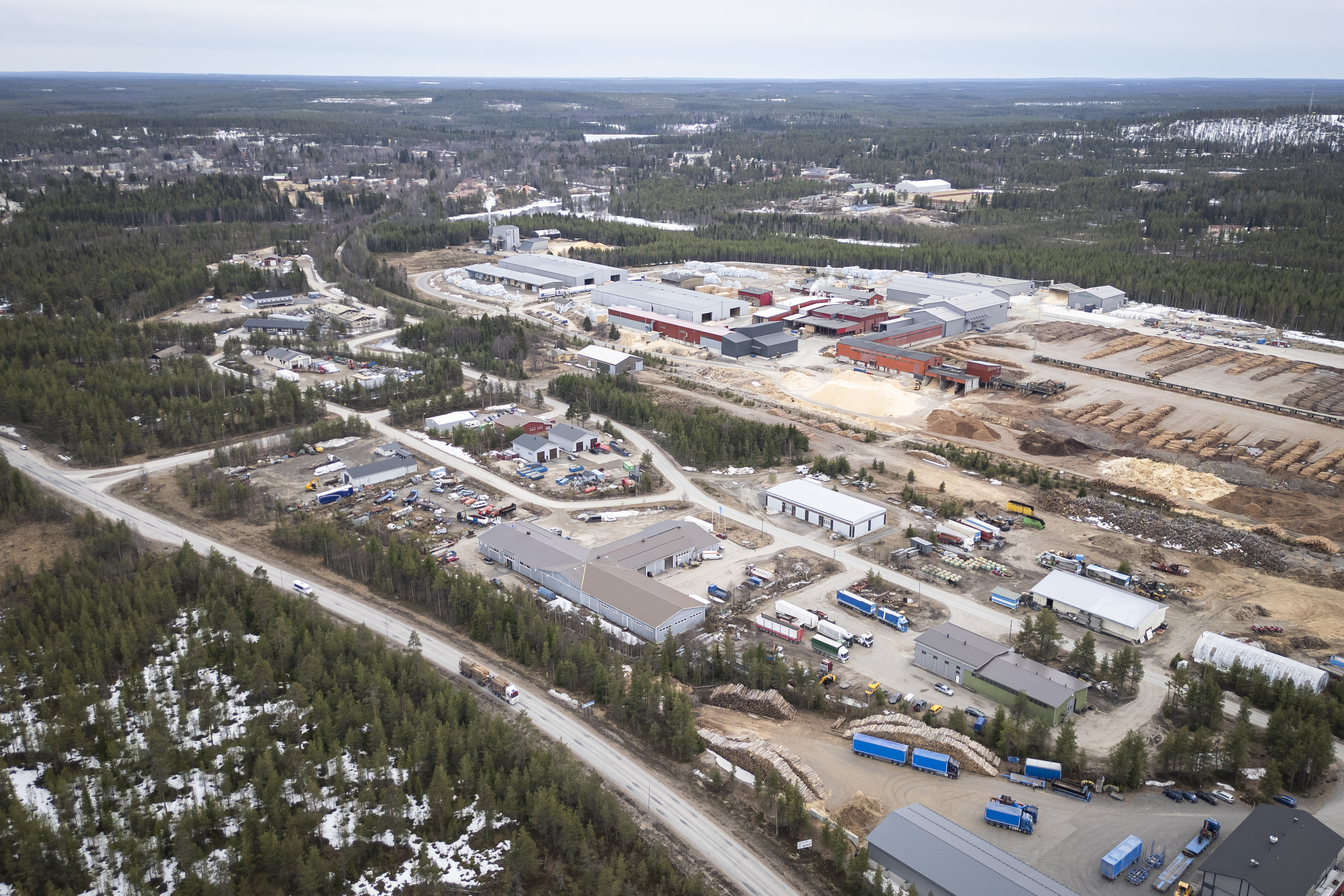 Taivalkosken teollisuuspuistoa kehitetään nyt aiempaa nopeammin ja vahvemmin – yrittäjät ovat toivoneet kunnalta aktiivisempaa otetta teollisuusalueen kehittämiseen