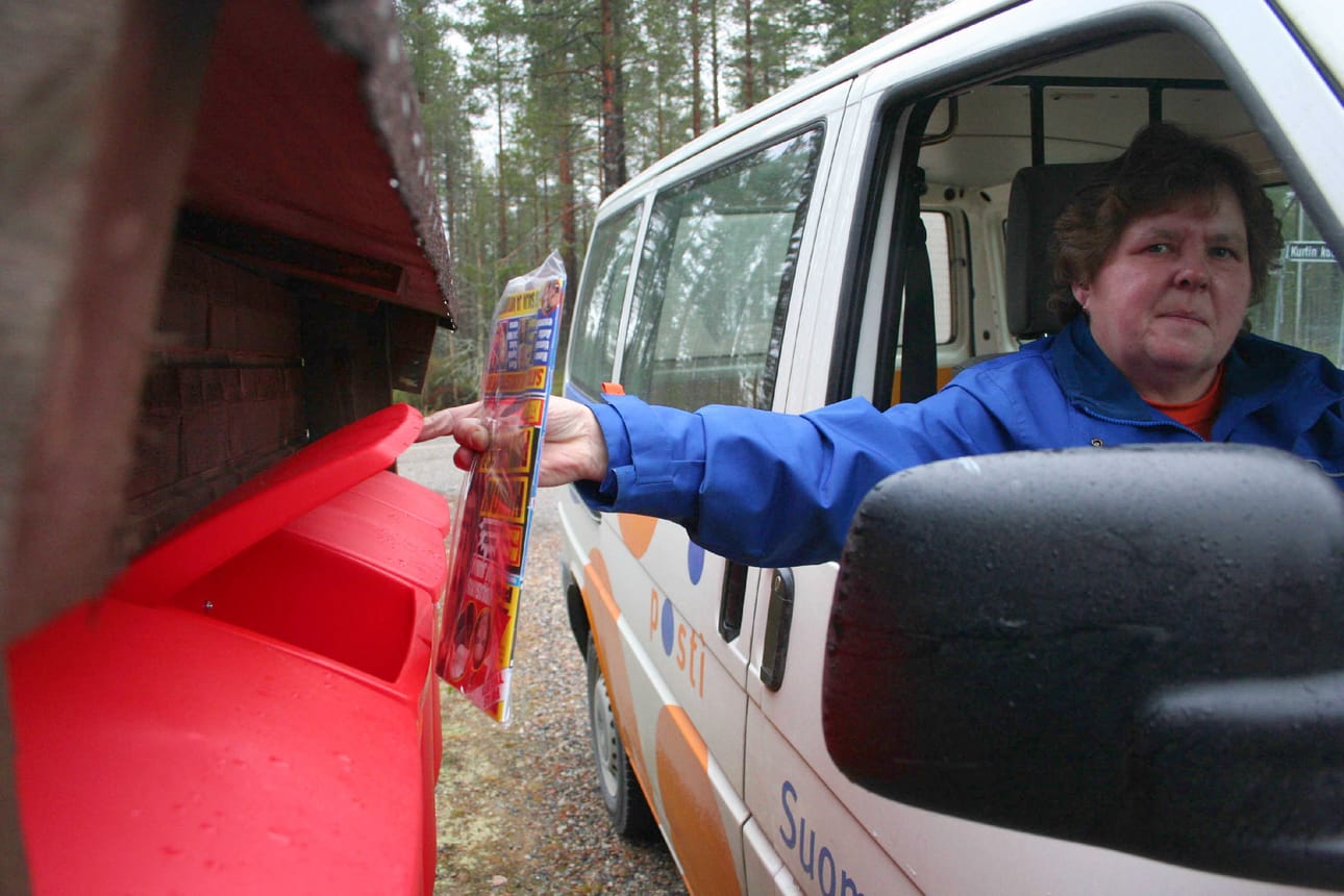 Postia jaetaan tällä hetkellä viitenä päivänä viikossa kaikkialla maassa. Eduskunta ratkaisee, onko näin jatkossakin.