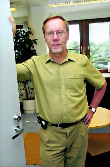 Pärjäämisen eetos. Kun tiedonkulku ja yhteistyörakenteet toimivat, säilyttää yritys toimintakykynsä muutoksen syövereissäkin, luottaa johtaja Jukka Pekkarinen.