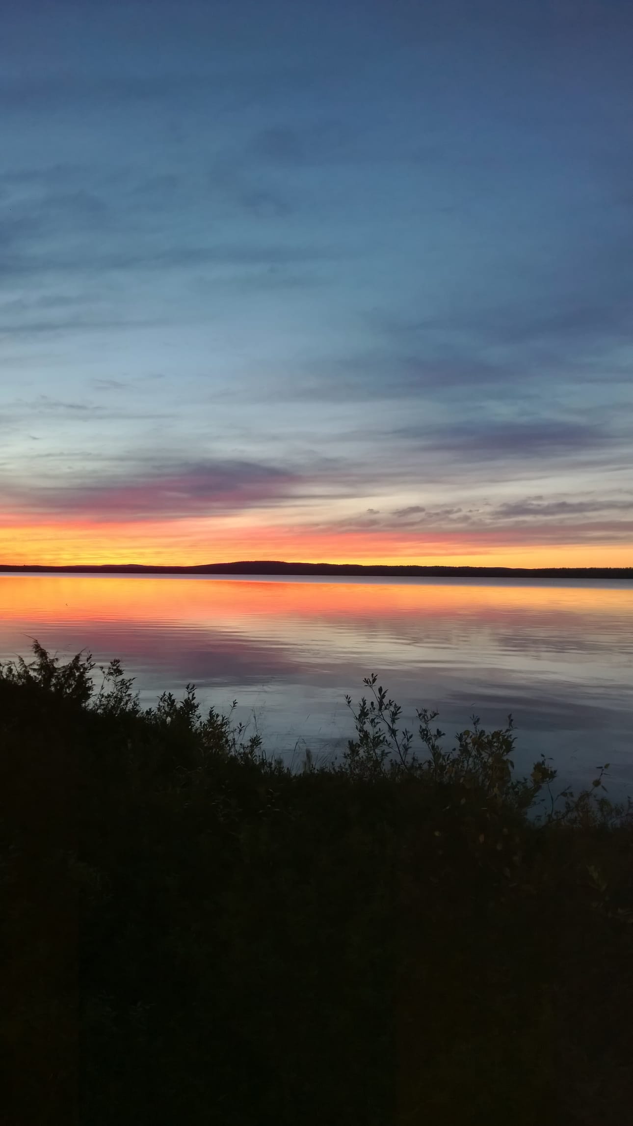 iltarusko Mikkolan rannasta Kitkalle 26.08.2016