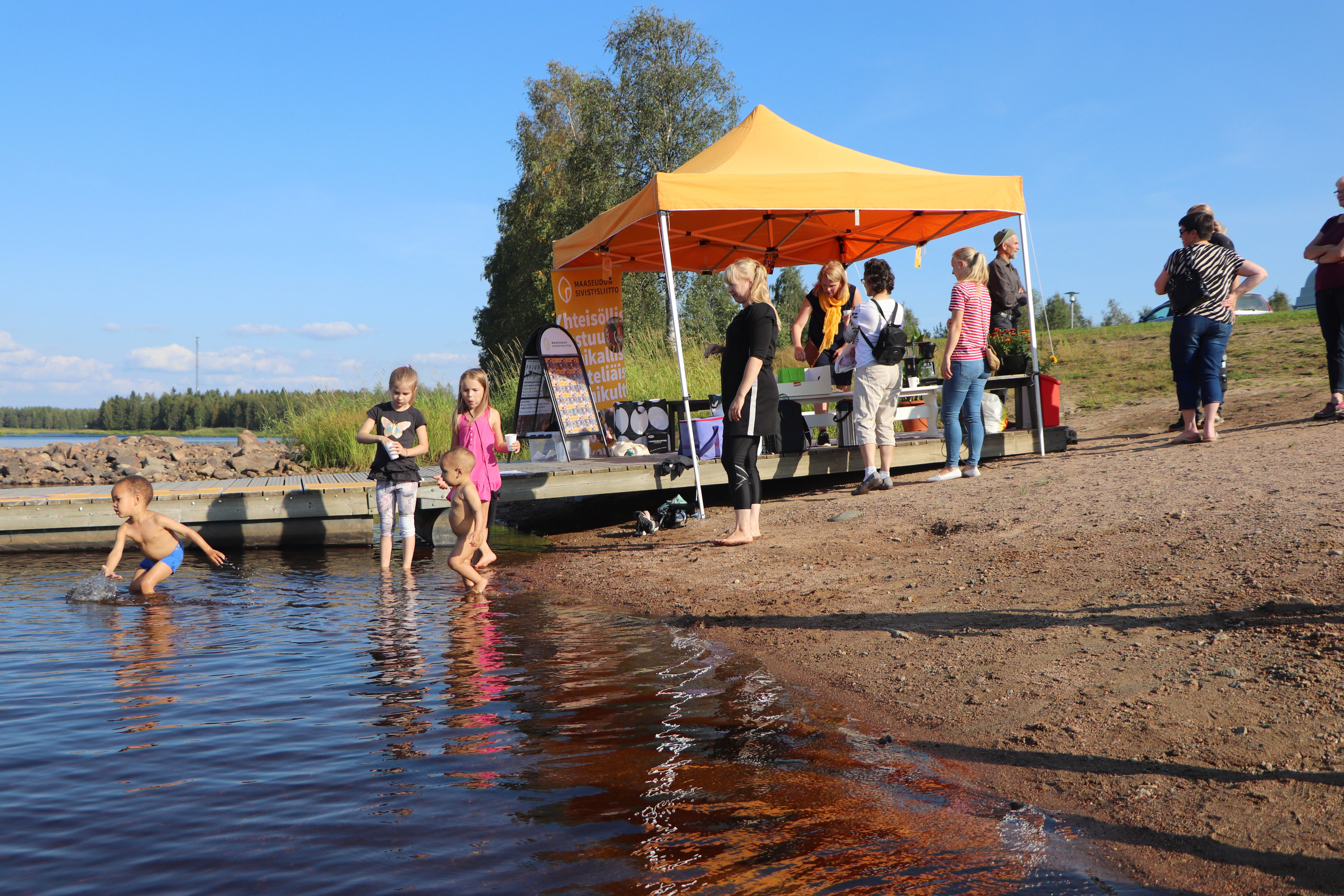 Raitsun tunnelmaa.