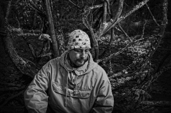 Jyrki Portin tunnetaan Pohjanmaalla tuotteliaana poikkitaiteellisena valokuva- ja äänitaiteilijana. Kuva: Joni Virtanen
