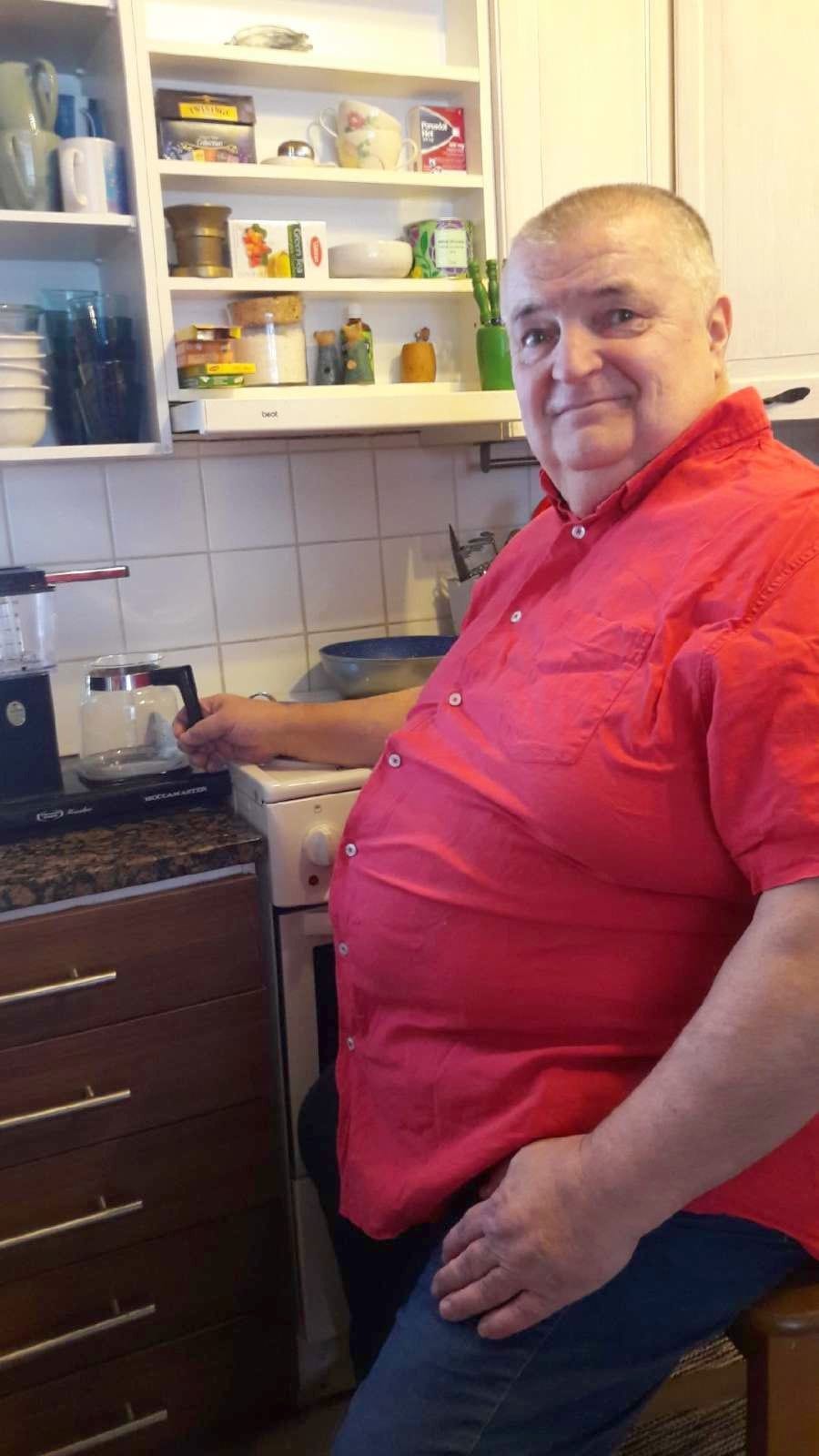 Pertti Latvalan kansalaisaloite keräsi vaadittavat 50¿000 kannatusilmoitusta. Sen kunniaksi Oulun Jäälissä asuva Latvala laittoi keskiviikkona kotonaan kahvipannun porisemaan.