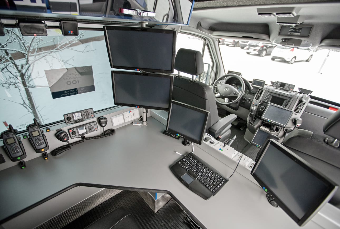 Poliisin uusi johtoauto maksaa satojatuhansia euroja, kertoo ylikomisario Marko Törmänen.