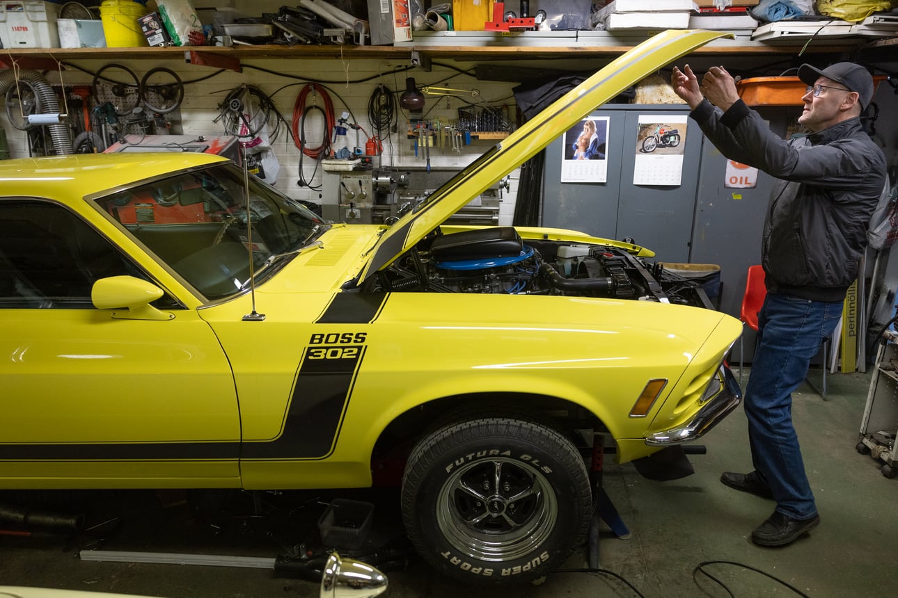 Oululainen Ford-mies Olli Sevón on rakentanut Mustangiaan seitsemän talvea, ja nyt se alkaa olla valmis