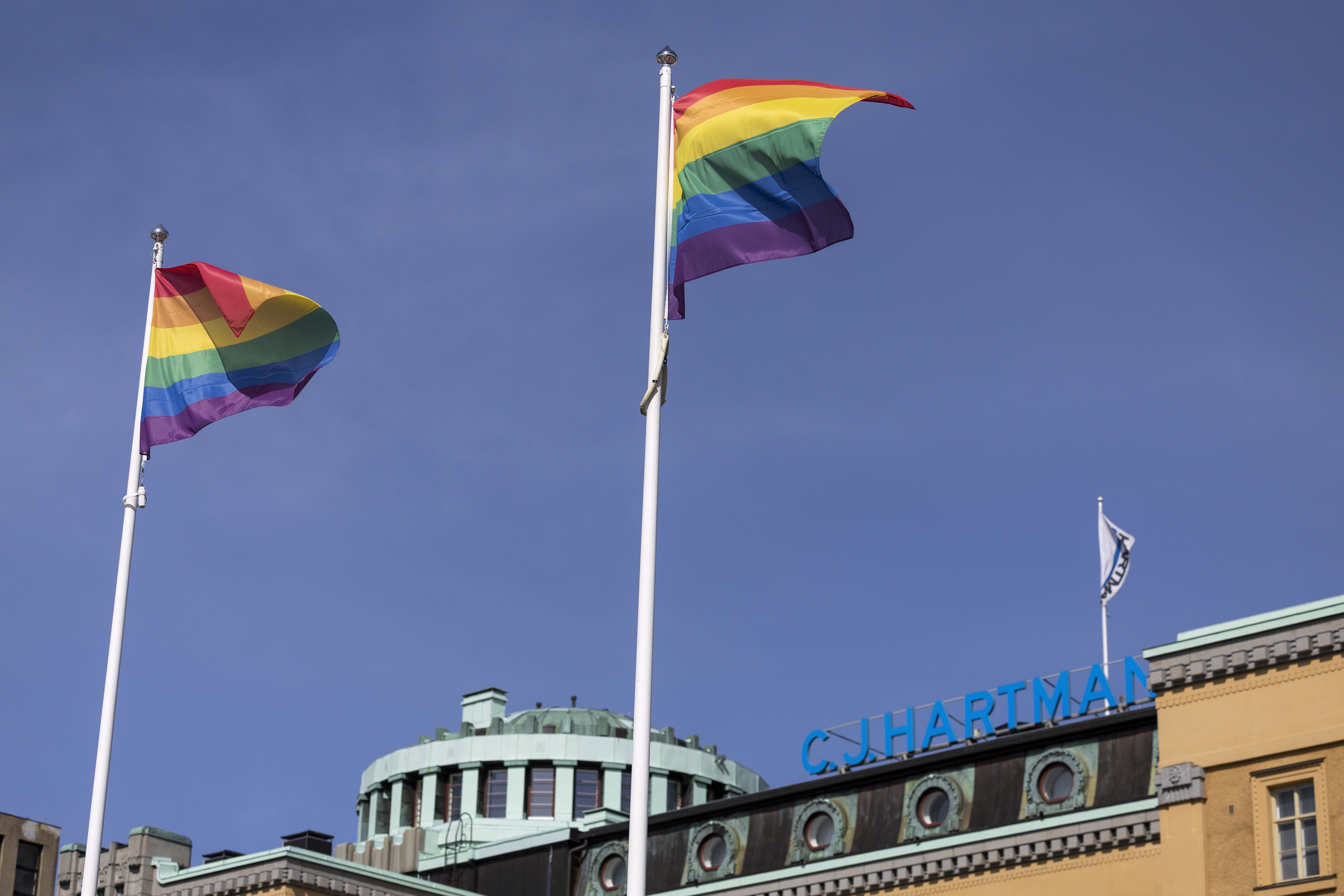 Päättäjillä erimielisyyksiä Pride-liputuksesta Luodossa – Kunnanjohtajan ehdotus tyrmättiin