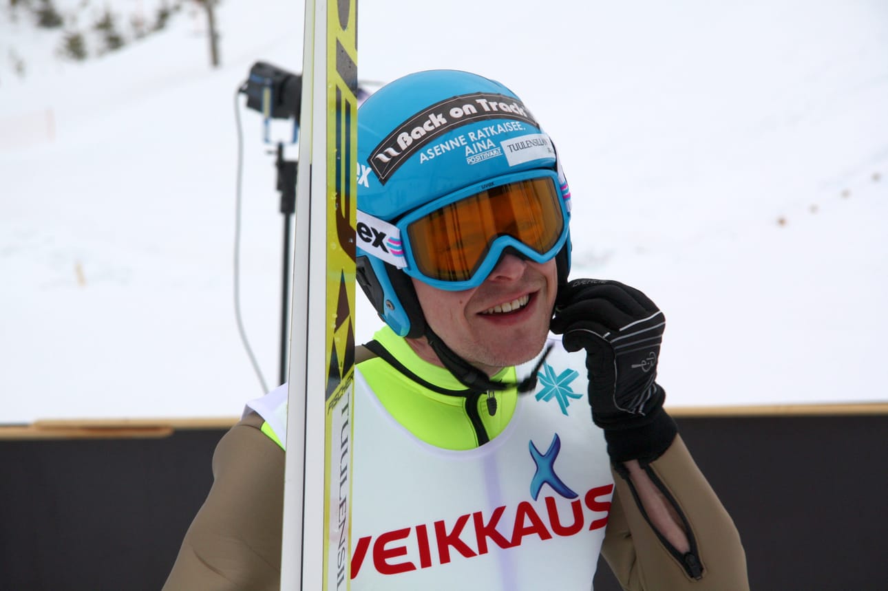 Mäkihyppääjä Toni Nieminen oli yksi Taivalkosken SM-kisaviikonlopun vetonauloista.