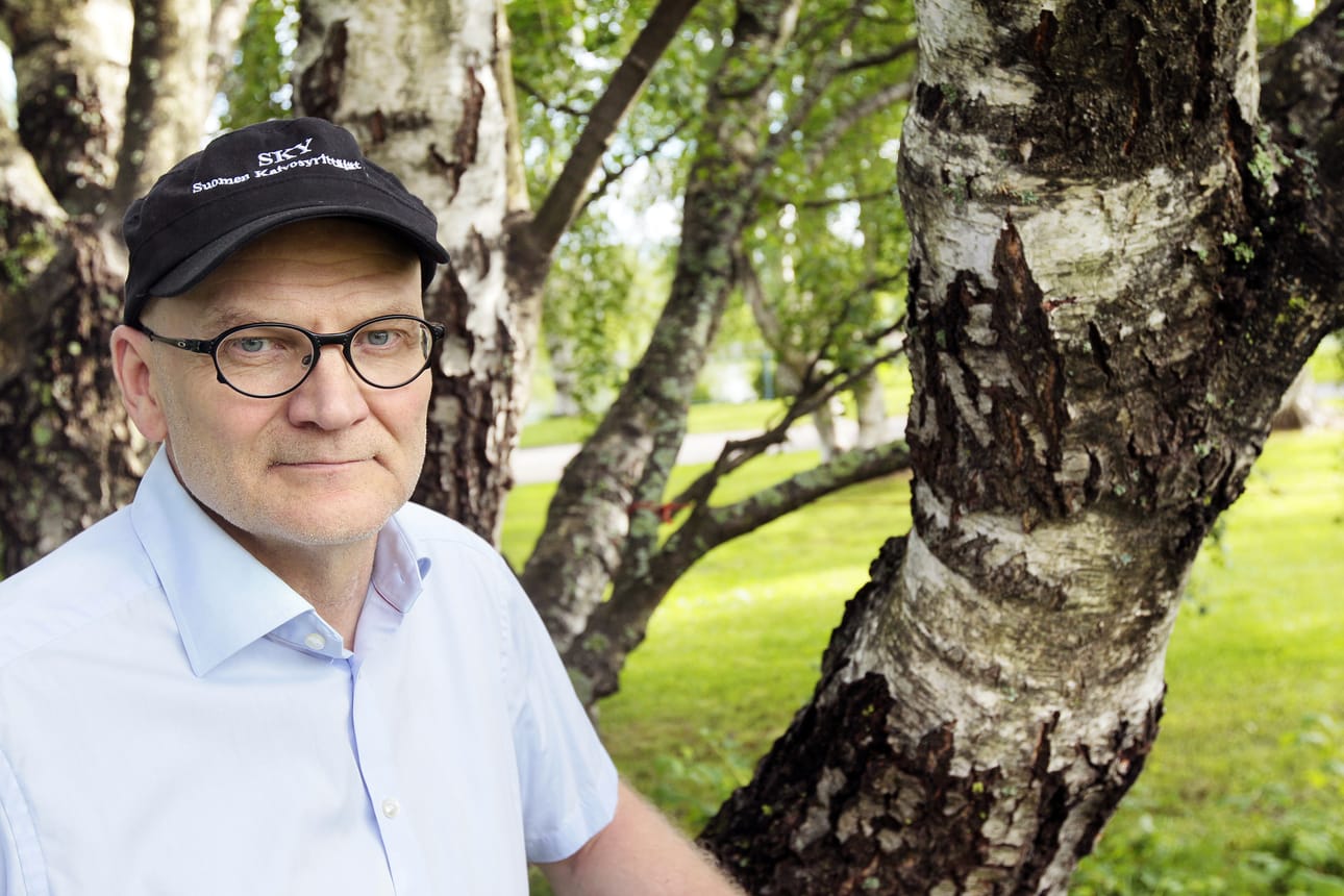 Hopeasta on tullut uudestaan jopa sijoitusmetalli. Hinta tosin vaihtelee teollisuuskäytön takia kultaa enemmän, muistuttaa Oulusta käsin Sotkamo Silverin toimintaa johtava kaivosyrittäjä Timo Lindborg.