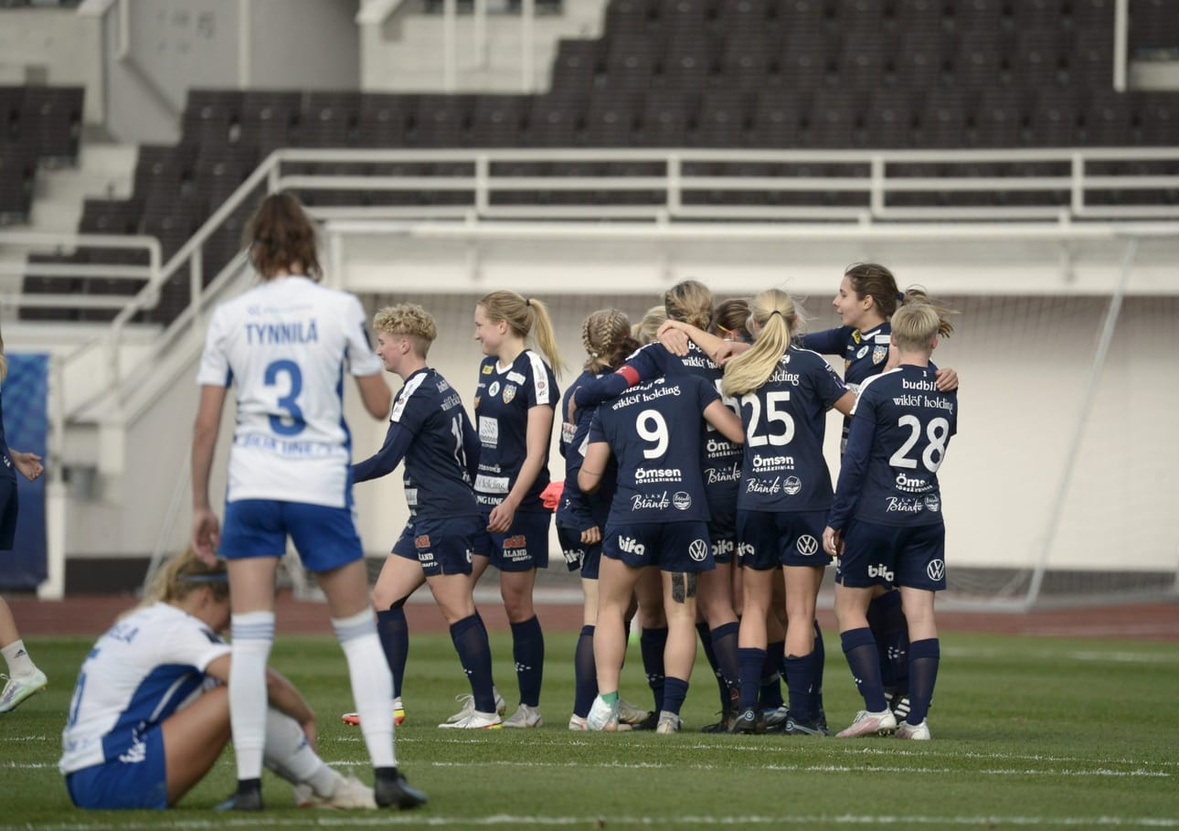Åland United kukisti Helsingissä cup-finaalissa HJK:n 2–0. LEHTIKUVA / Mikko Stig