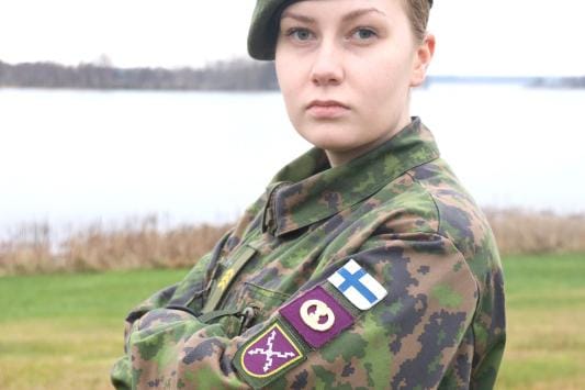 Lomillaan Alajärvellä Elina Hänninen lepää, syö hyvin, urheilee ja tapaa kavereitaan. Lomaa on kerrallaan kaksi viikkoa.