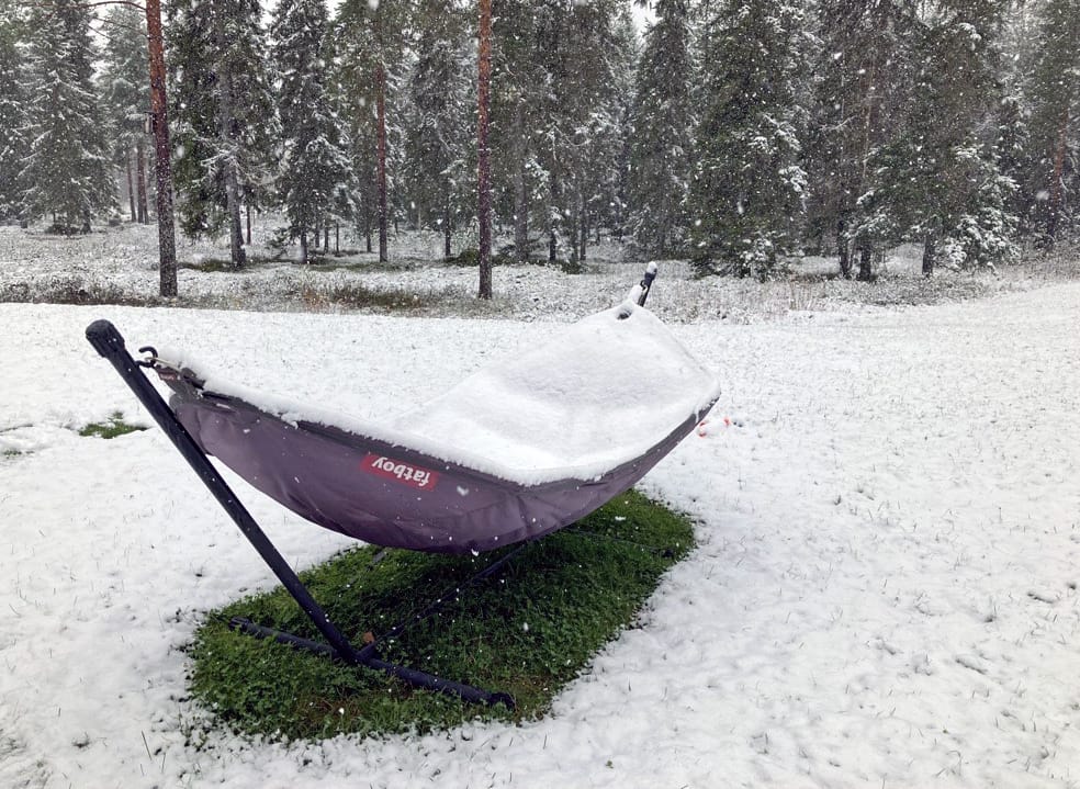 Lumisade Pudasjärvellä 7.10.2023.