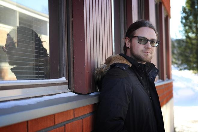 Nuorisoaktivaattori Jaakko Erkinheimo rohkaiseen nuoria hakemaan omaa hankerahoitusta. KUVA: JOHANNA KATAJA