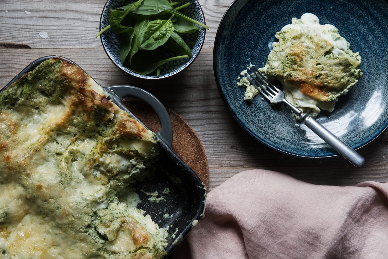 Mehevän lasagnen salaisuus on täyteläinen ricotta ja reilu satsi juustoa.