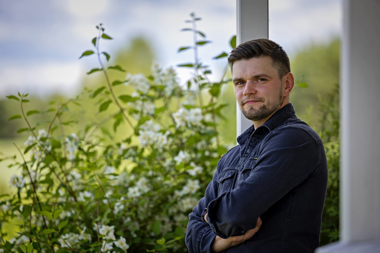 Keijo Hietikko on asunut koko elämänsä Jalasjärvellä. Nyt pohjalainen kisaa tangokuninkaallisen tittelistä.