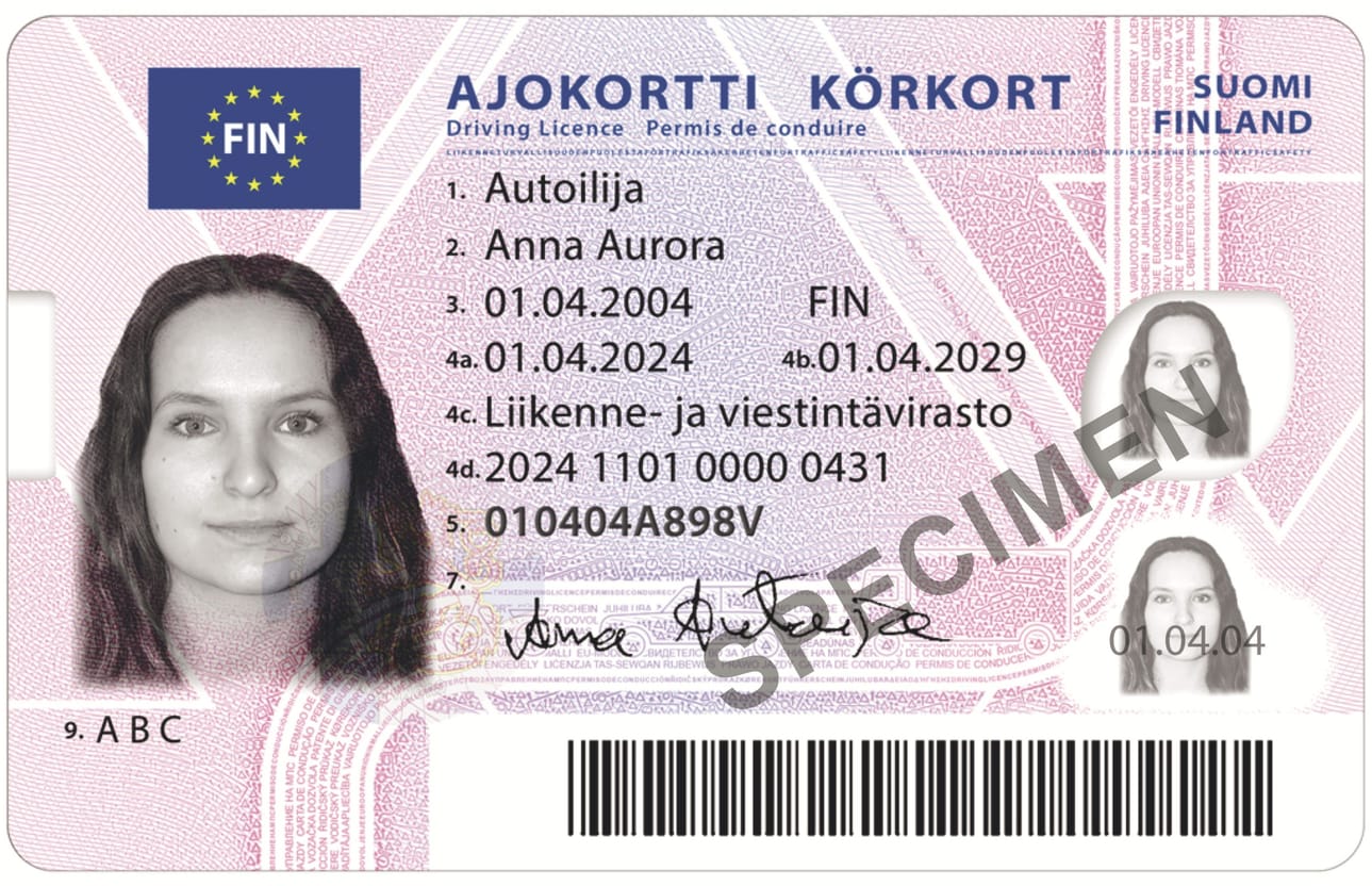 Traficomin maanantaina jakama uudistuneesta ajokortista. Uudistus ei vaikuta ajokortin hankintaan tai nykyisten ajokorttien kelpoisuuteen. LEHTIKUVA / HANDOUT