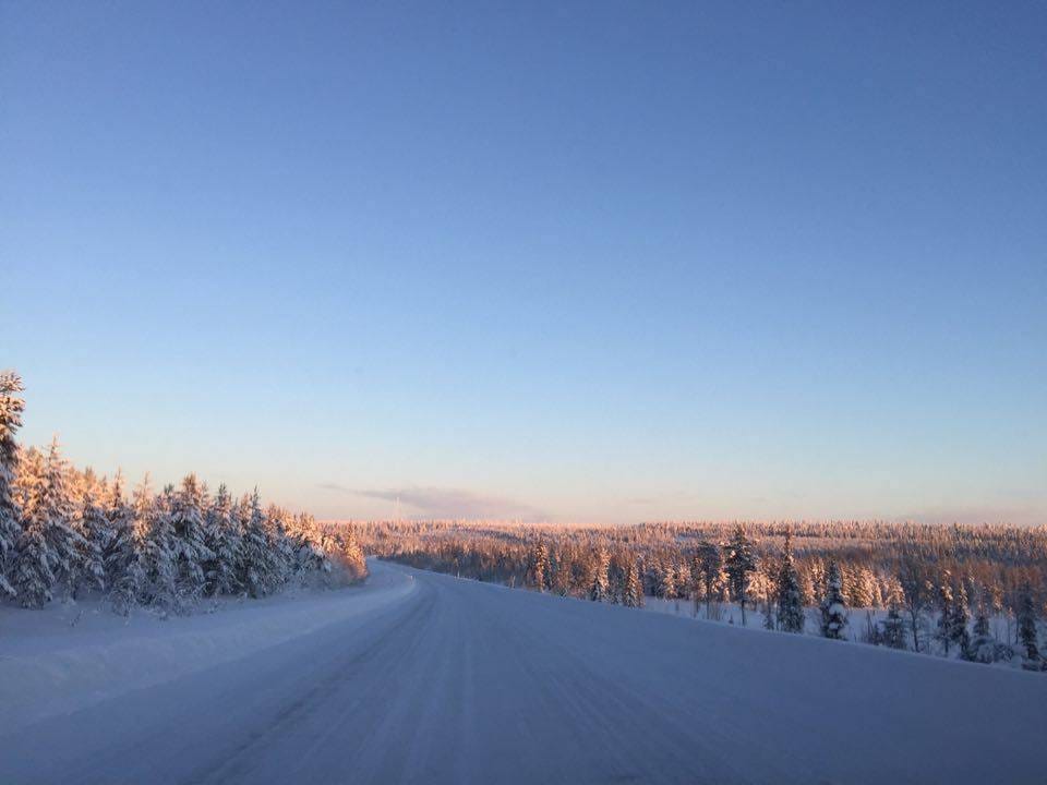 Matkalla muonioon 21.1.16. Pakkasta melkein -40.
